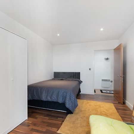 Excel 3 Bedroom Apartment Near City Airport And O2 Arena London Kültér fotó