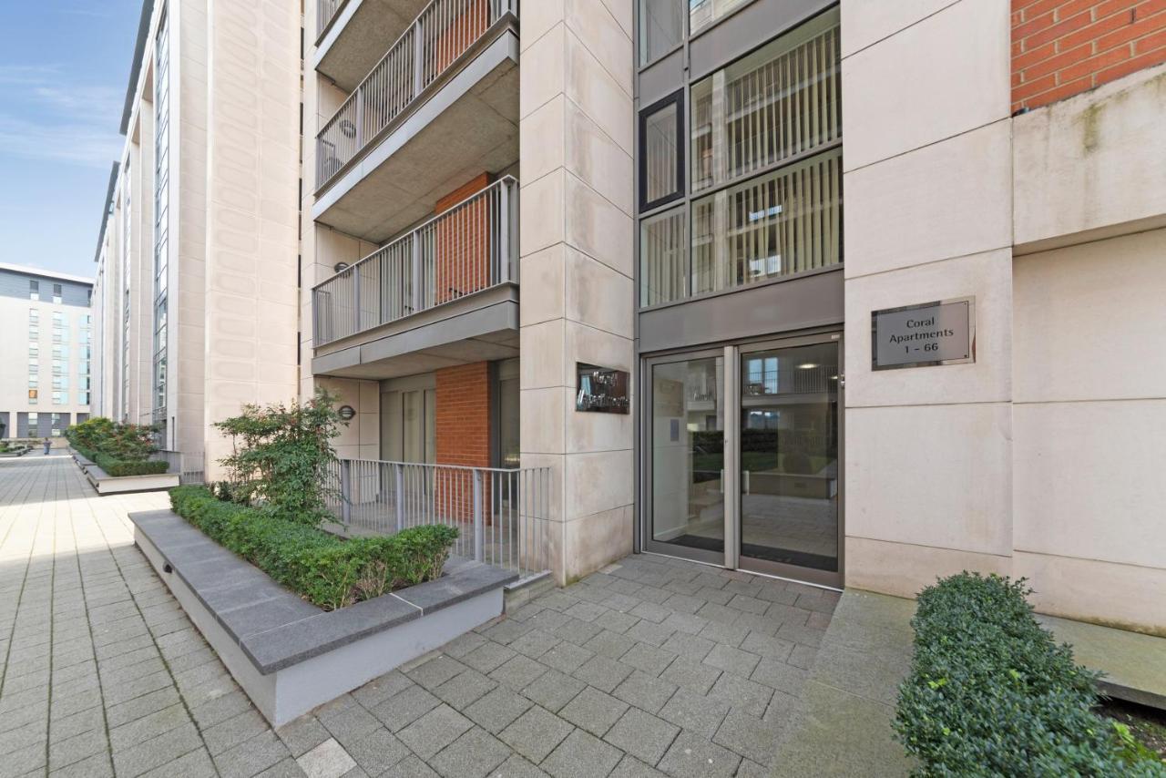 Excel 3 Bedroom Apartment Near City Airport And O2 Arena London Kültér fotó
